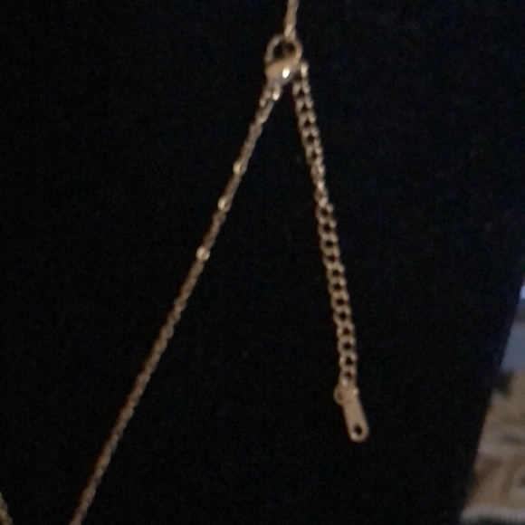 Elegant Red Heart Pendant Necklace and Earring Set - Picture 5 of 10